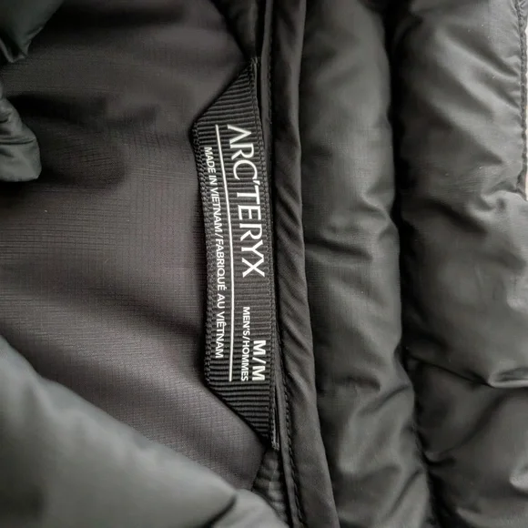 Arc'teryx Men's Black Puffer Jacket - Picture 3 of 8